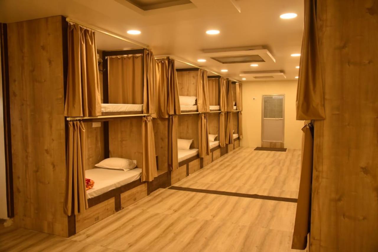 Hotel Relax Inn Prayagraj Bagian luar foto